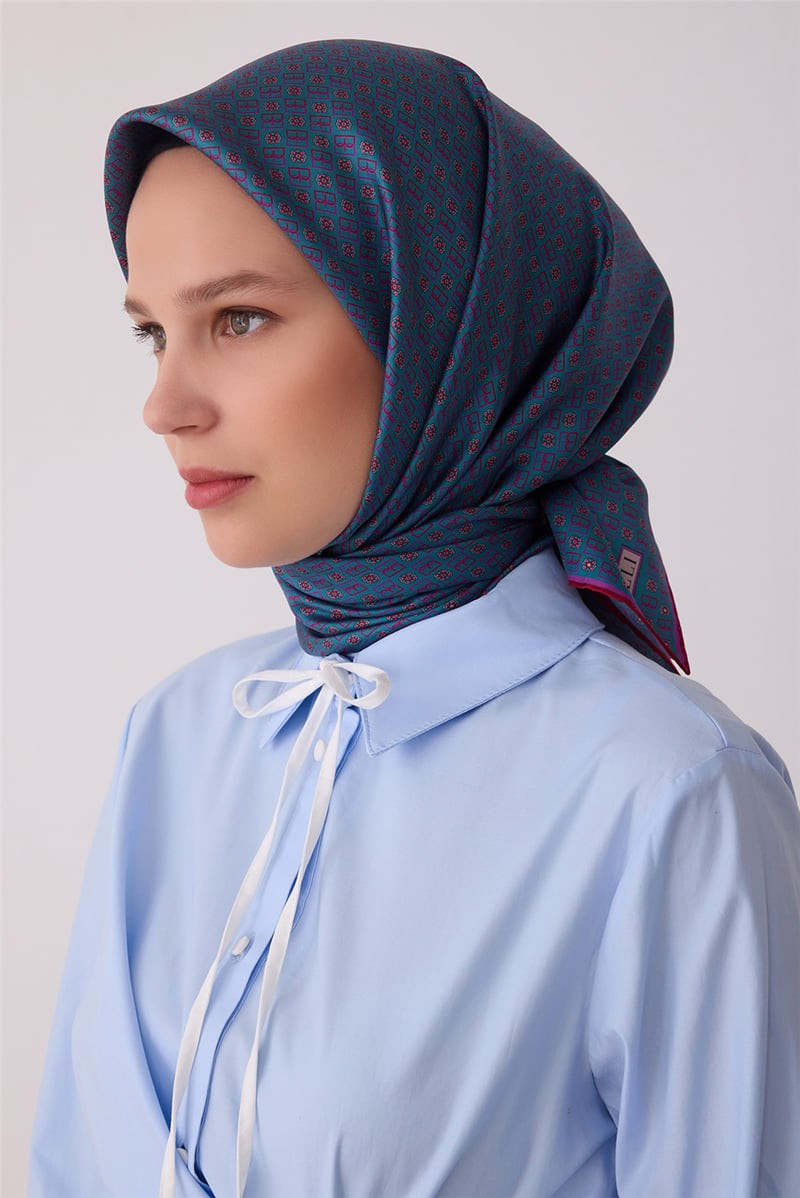 BELLİ EŞARP İPEK TİVİL 27K-BE-4418DT — 82