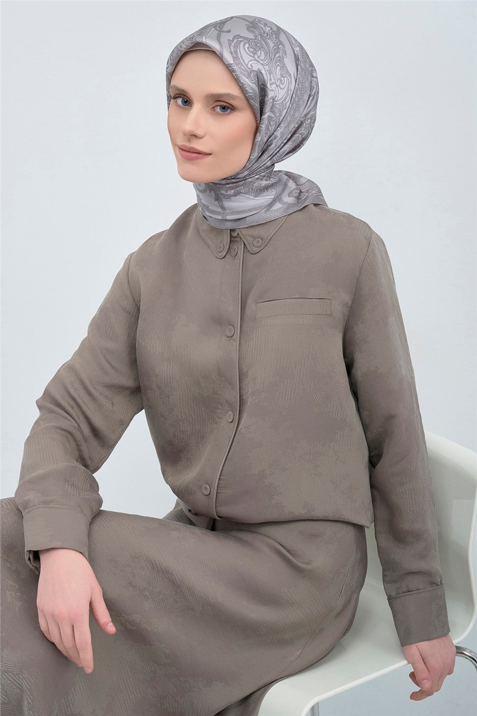 26Y-AR-9537DT 81-2.jpg 81