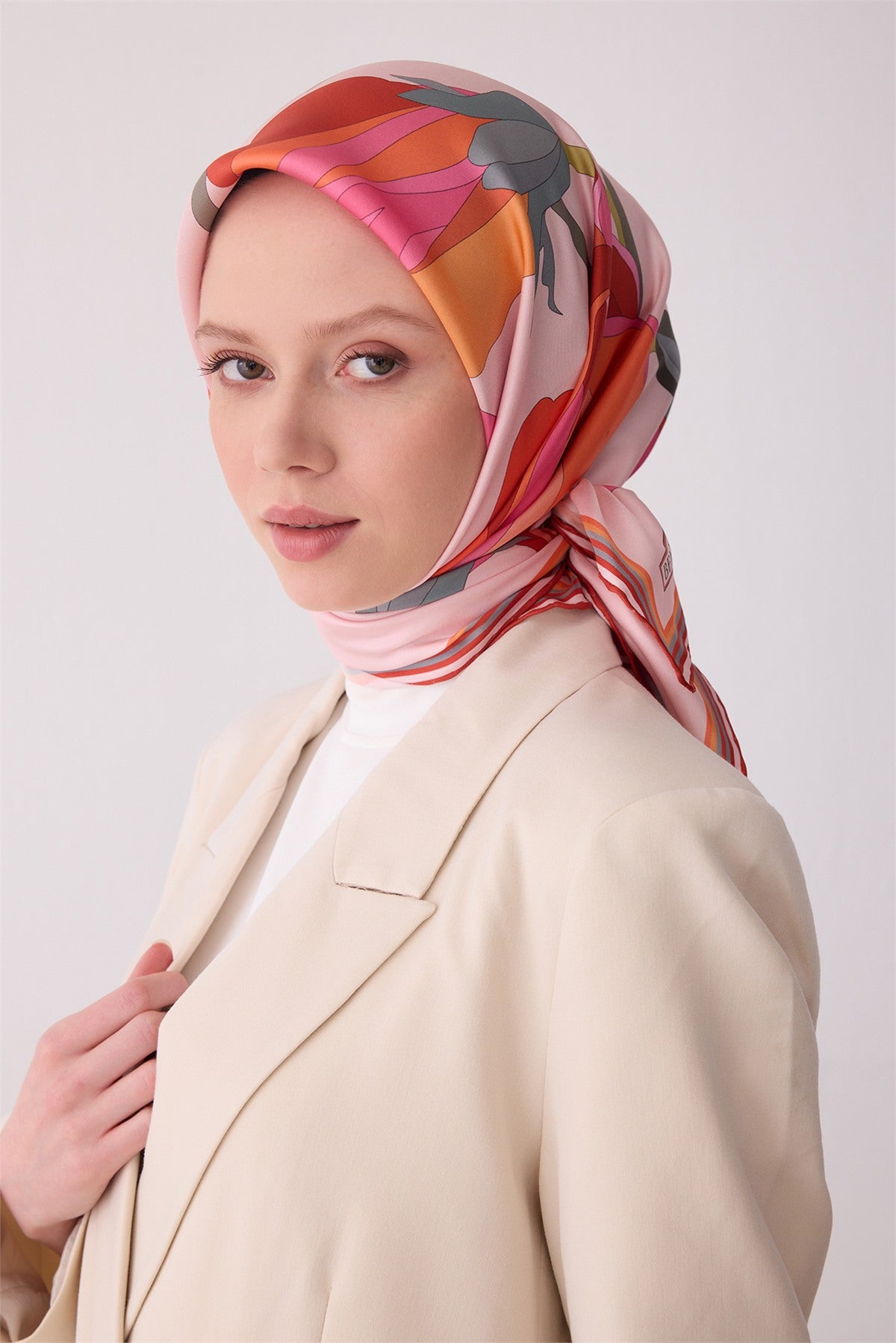 26Y-BE-4303 55-2.jpg 55