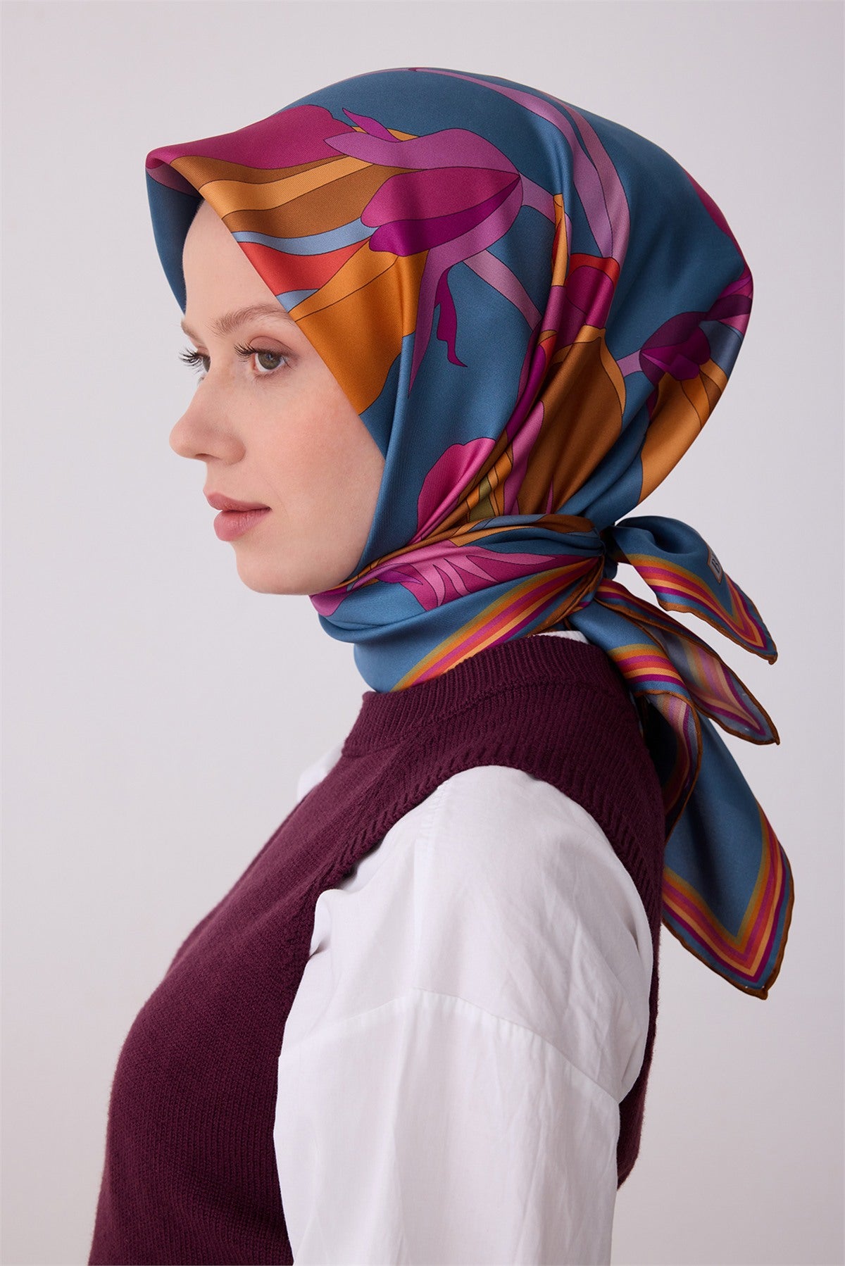 26Y-BE-4303 82-2.jpg 82