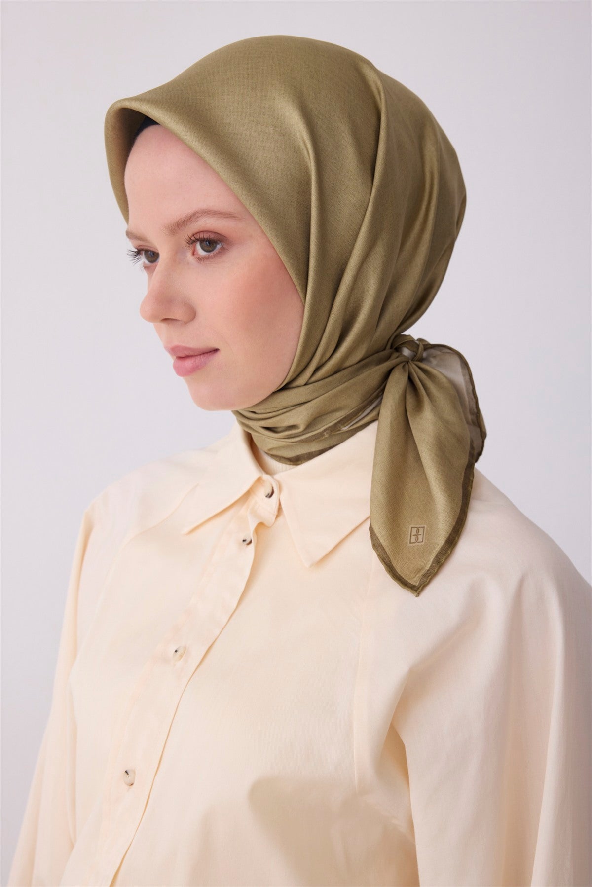 26Y-BE-4305 80-2.jpg 80