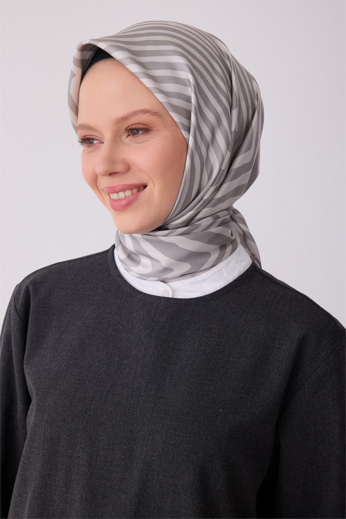 26Y-BE-4325 80-2.jpg 80